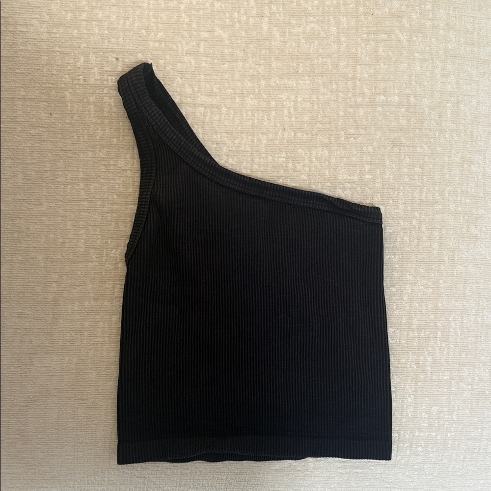 Nikibiki Black One-Shoulder Crop Top